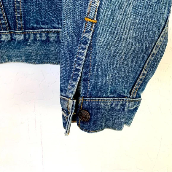 Levi’s Vintage Denim Jacket w/ Black Flag Patch & Sweet Embroidery. Super Rad ⚡️ - Picture 3 of 12